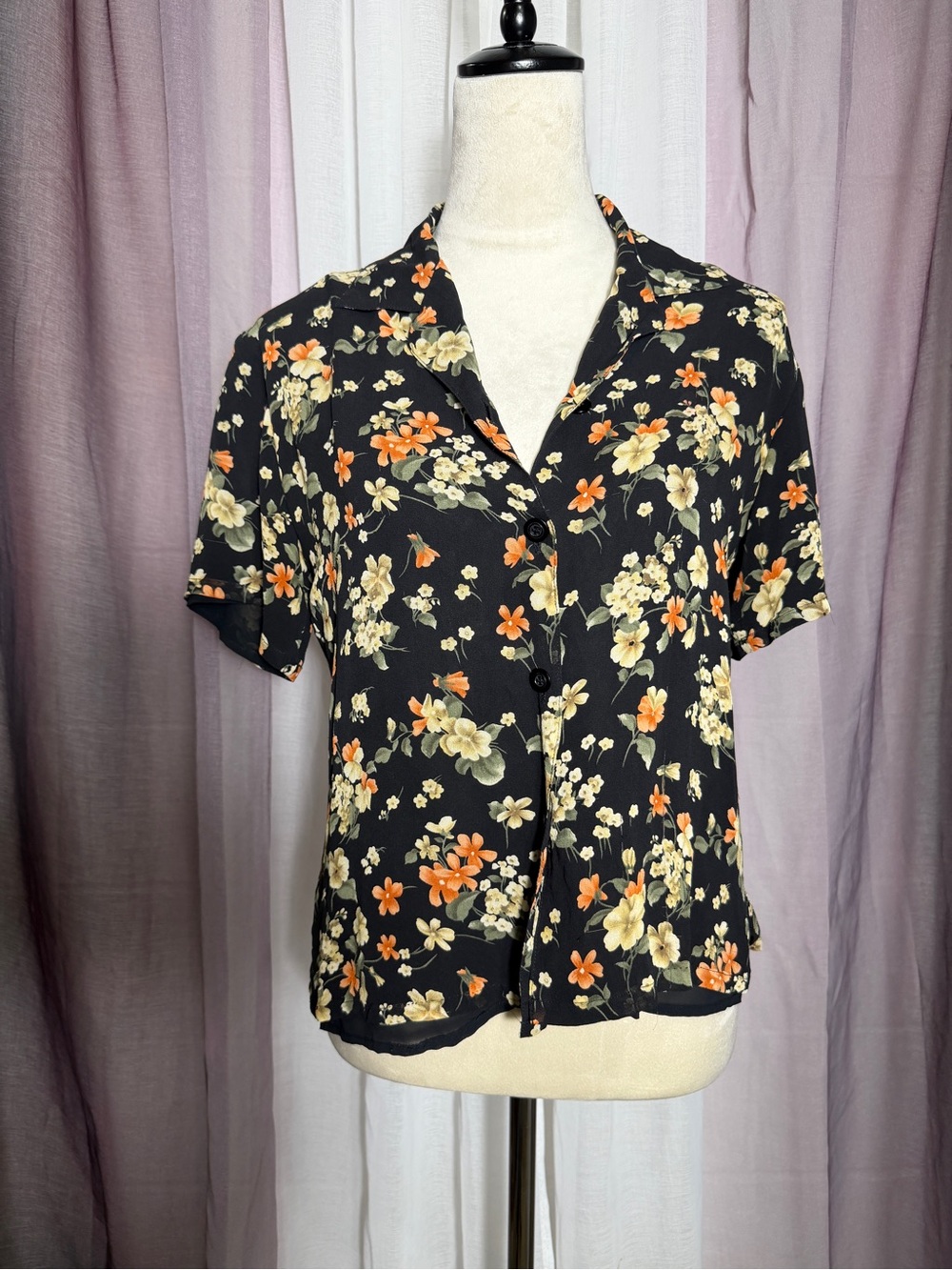 Floral 100% Silk Button Down Short Sleeved Blouse